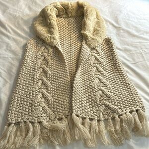 Anthropologie women’s Knit and Faux Fur Vest no tag